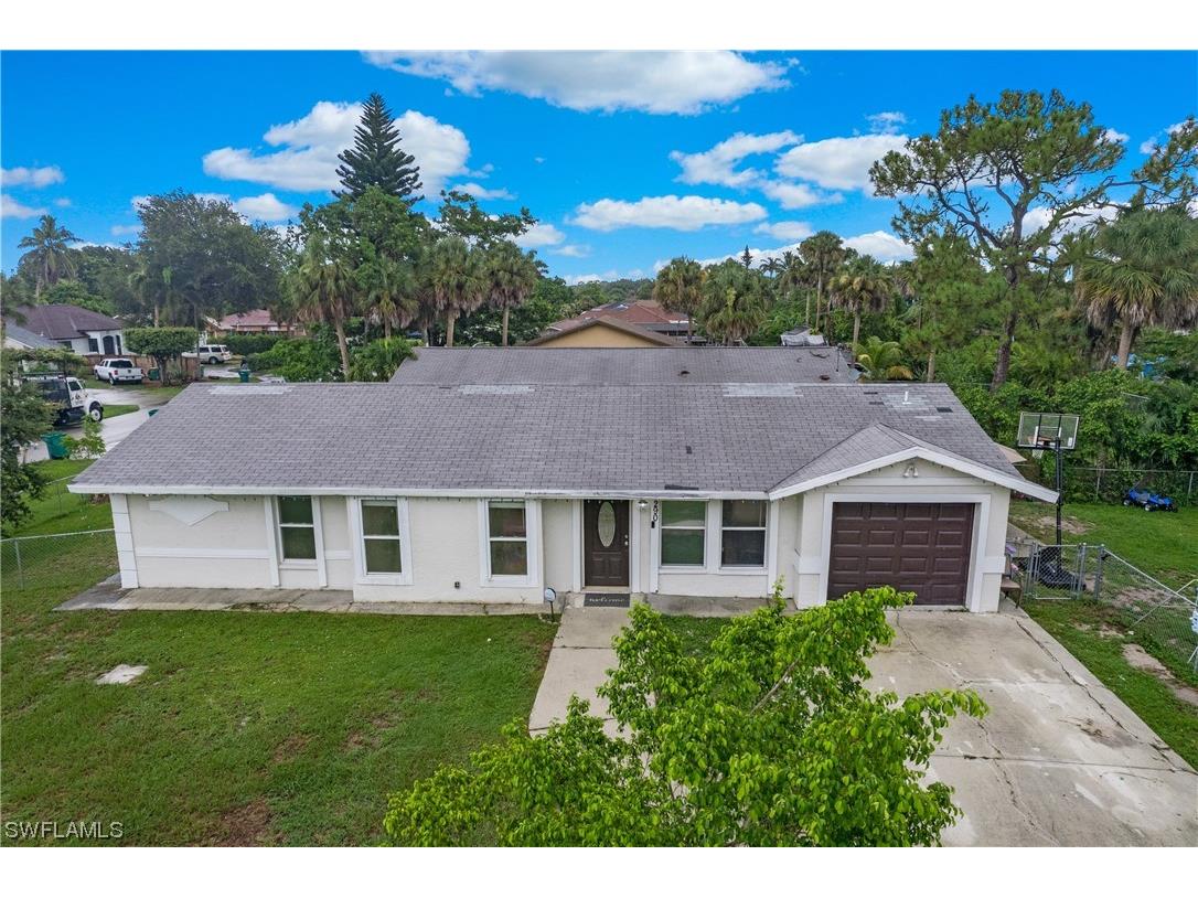 5290 Floridan Avenue Naples FL 34113 223055970 image1