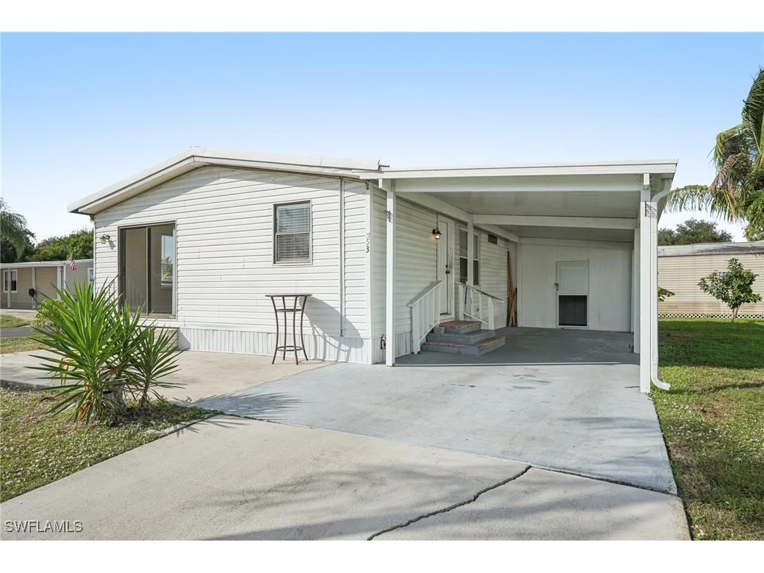 53 Grosbeak Lane Naples FL 34114 225072042 image1