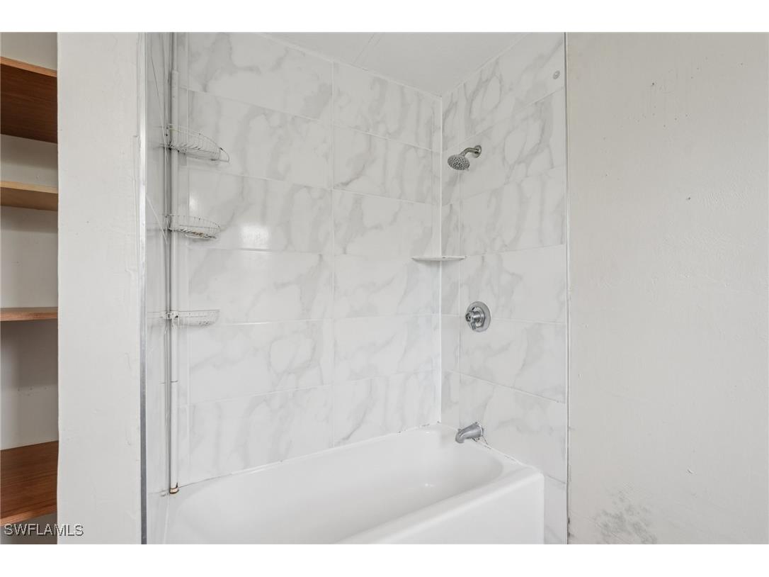 53 Grosbeak Lane Naples FL 34114 225072042 image12