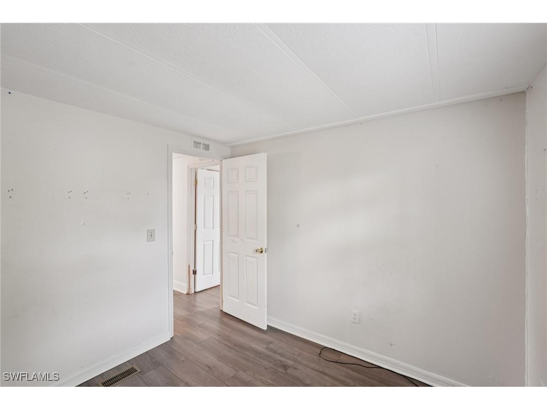 53 Grosbeak Lane Naples FL 34114 225072042 image14