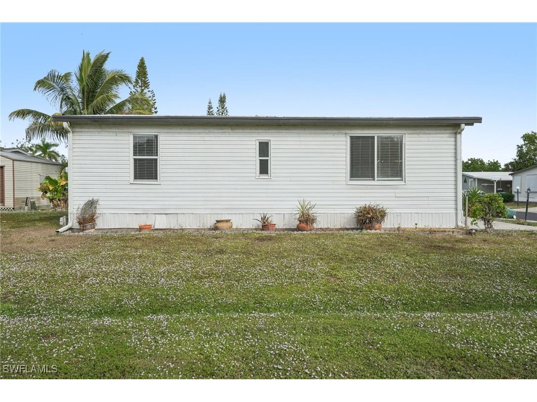 53 Grosbeak Lane Naples FL 34114 225072042 image24