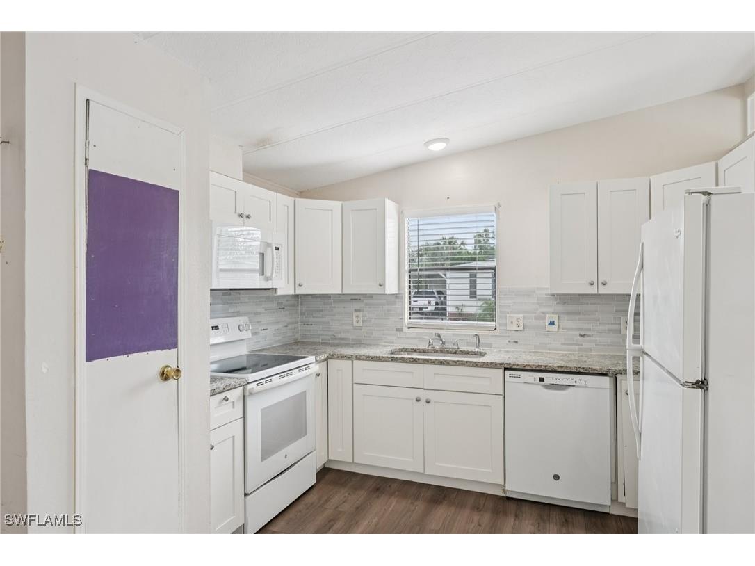 53 Grosbeak Lane Naples FL 34114 225072042 image5