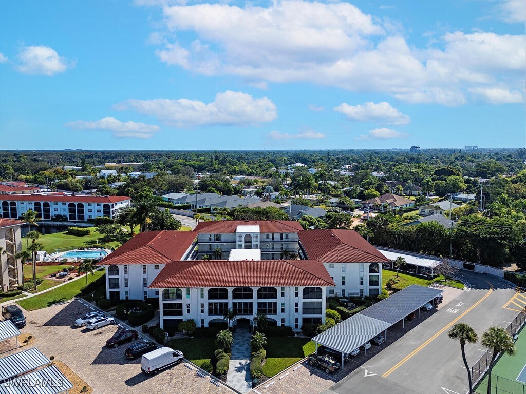 53 High Point Circle W #101 Naples FL 34103 226000193 image14