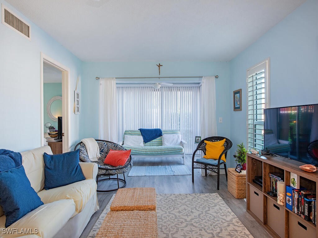 53 High Point Circle W #101 Naples FL 34103 226000193 image2