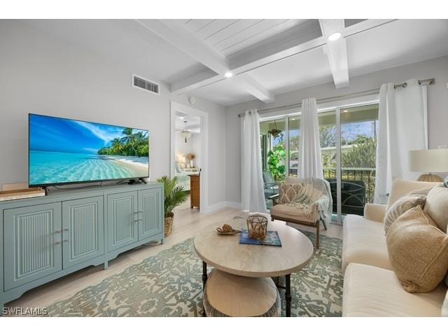 53 High Point Circle W #107 Naples FL 34103 226010873 image1