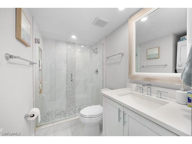 53 High Point Circle W #107 Naples FL 34103 226010873 image15