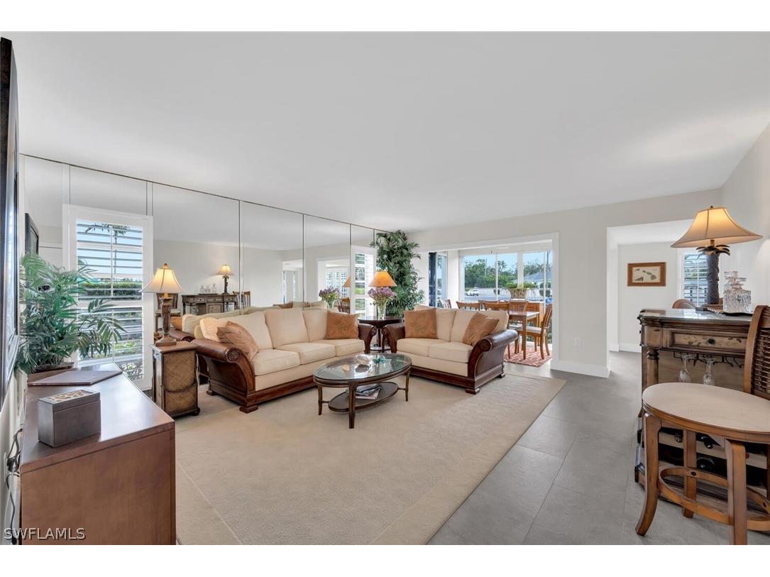 53 High Point Circle W #109 Naples FL 34103 226009766 image1