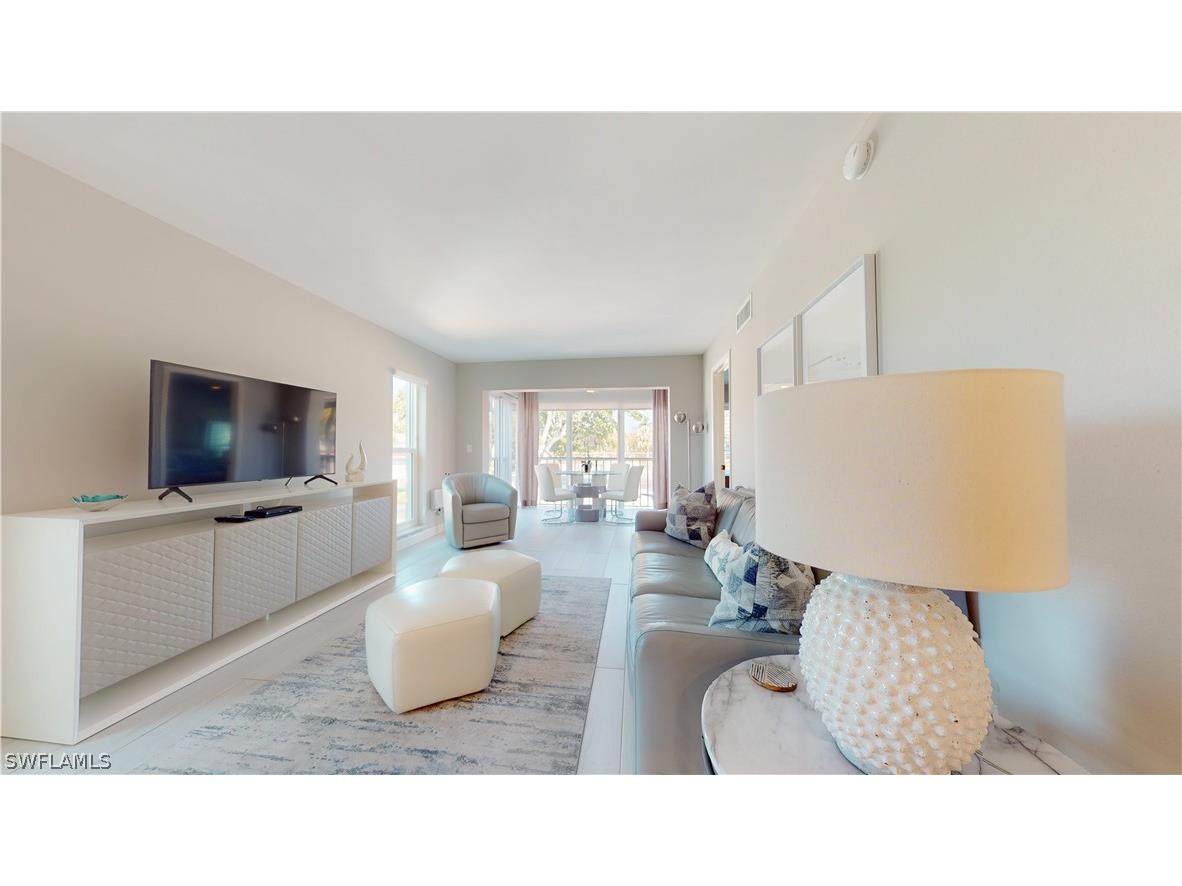 53 High Point Circle W #203 Naples FL 34103 224029918 image1