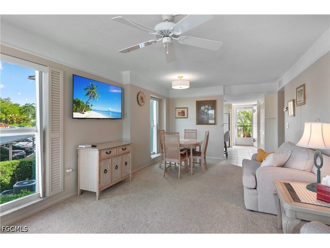 53 High Point Circle W #204 Naples FL 34103 2026015917 image10