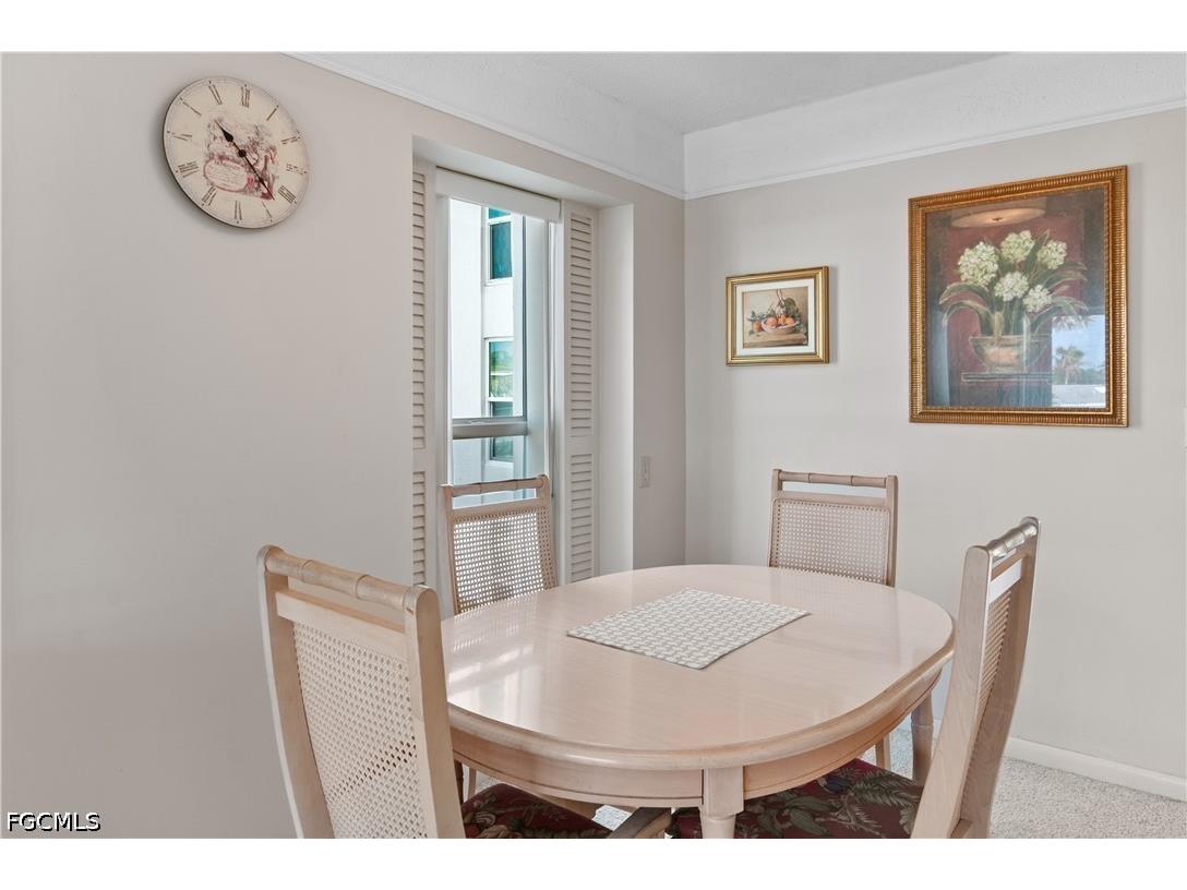 53 High Point Circle W #204 Naples FL 34103 2026015917 image12
