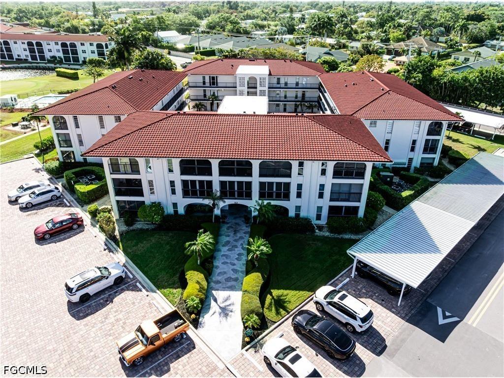 53 High Point Circle W #204 Naples FL 34103 2026015917 image28