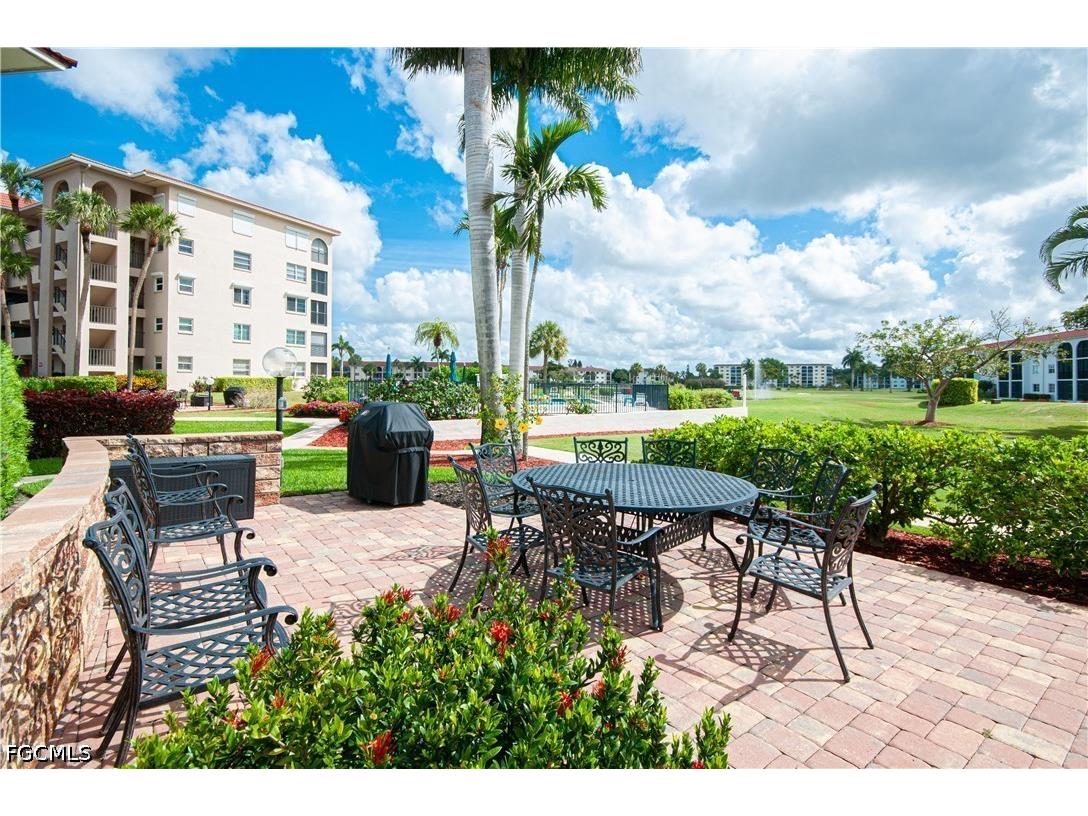 53 High Point Circle W #204 Naples FL 34103 2026015917 image33