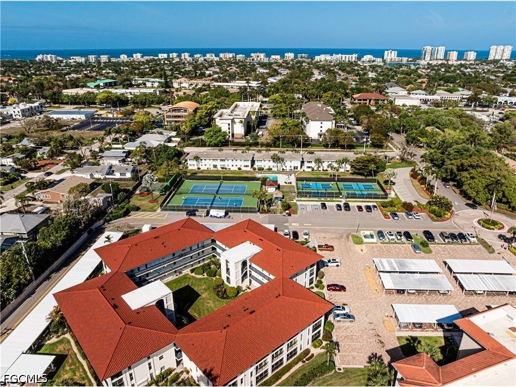 53 High Point Circle W #204 Naples FL 34103 2026015917 image39