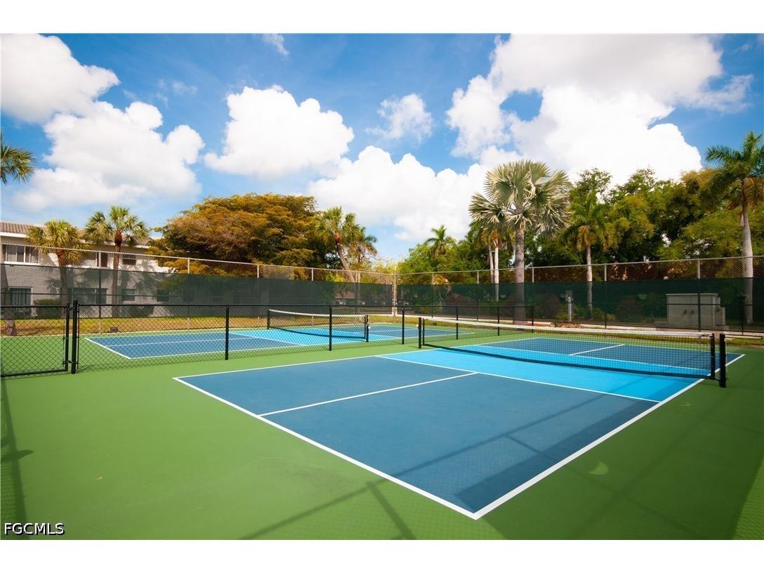 53 High Point Circle W #204 Naples FL 34103 2026015917 image47