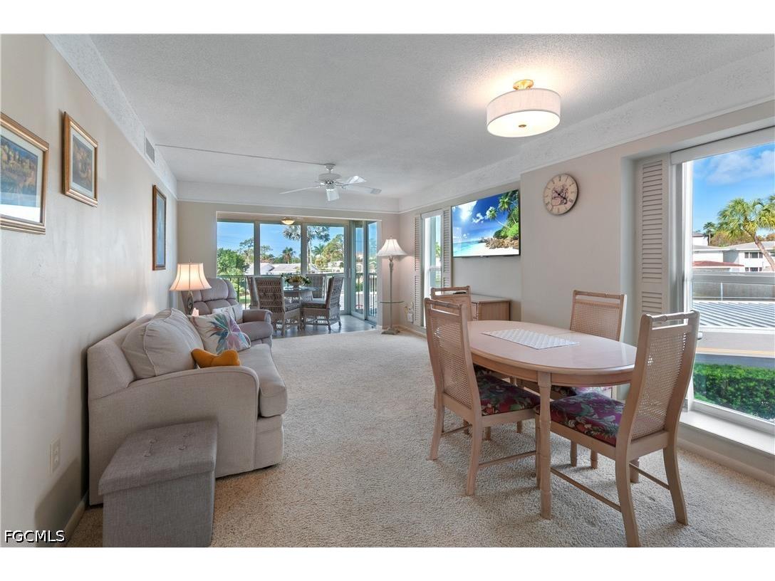 53 High Point Circle W #204 Naples FL 34103 2026015917 image6