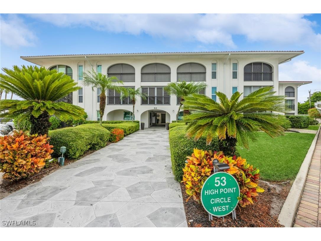 53 High Point Circle W #208 Naples FL 34103 224051106 image1