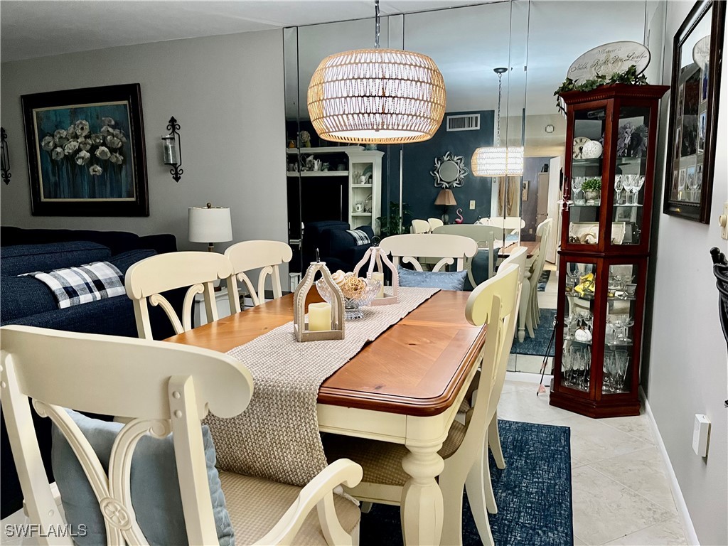 53 High Point Circle W #302 Naples FL 34103 225073195 image4