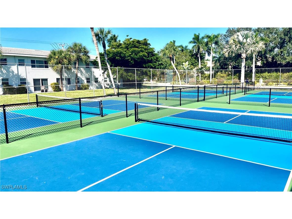 53 High Point Circle W #304 Naples FL 34103 226004093 image10