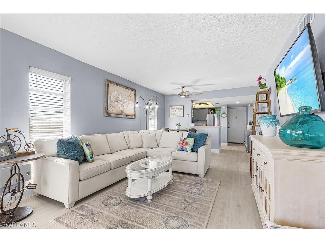 53 High Point Circle W #310 Naples FL 34103 226006608 image16