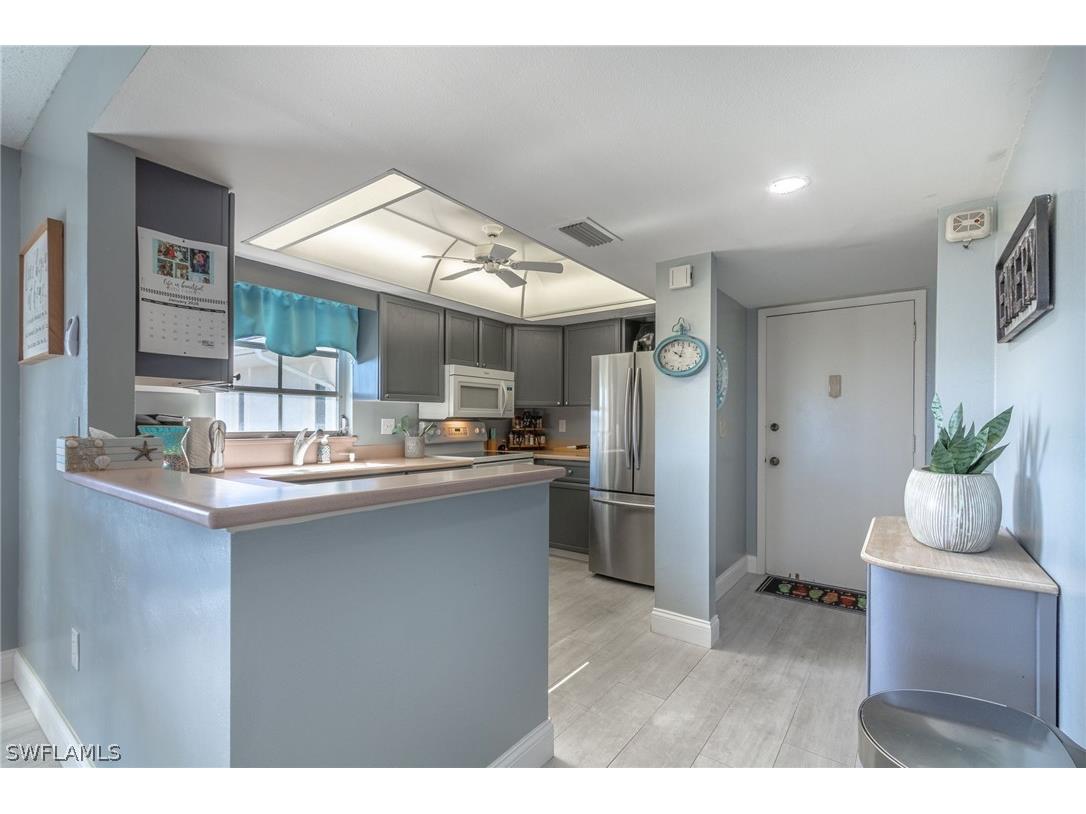 53 High Point Circle W #310 Naples FL 34103 226006608 image20