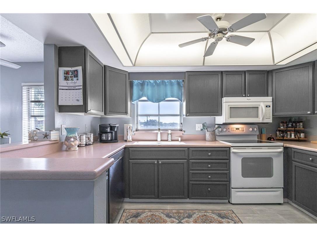 53 High Point Circle W #310 Naples FL 34103 226006608 image4