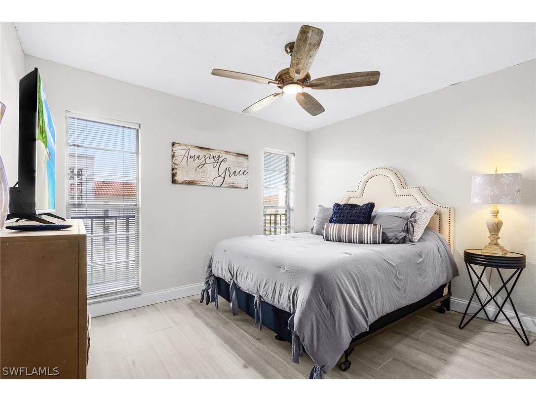 53 High Point Circle W #310 Naples FL 34103 226006608 image8