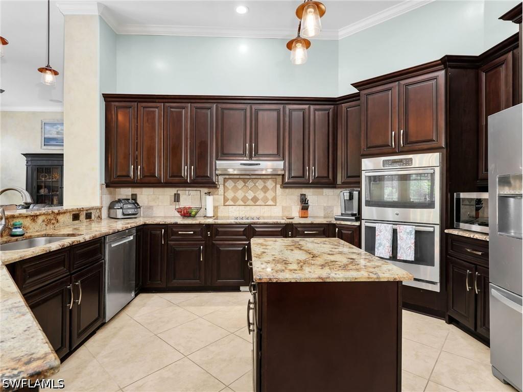 530 13th Street NW Naples FL 34120 226021484 image3