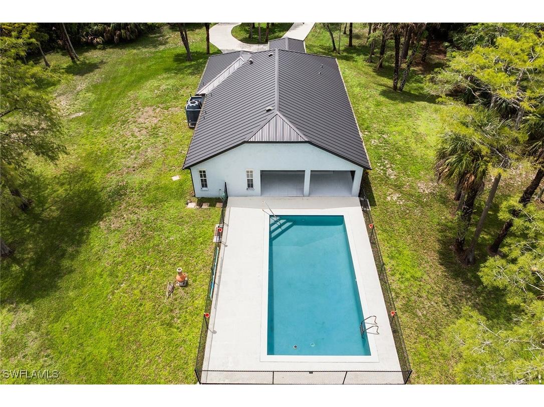 530 22nd Avenue NW Naples FL 34120 225060421 image25