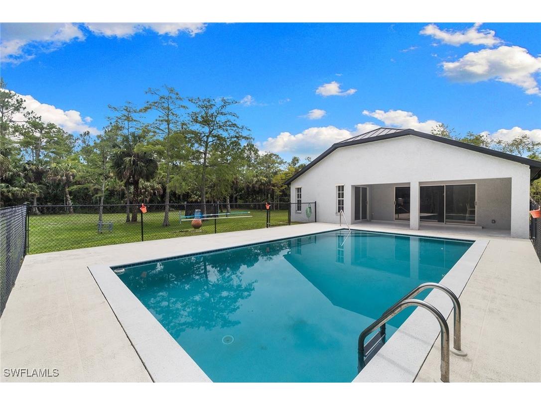 530 22nd Avenue NW Naples FL 34120 225060421 image28