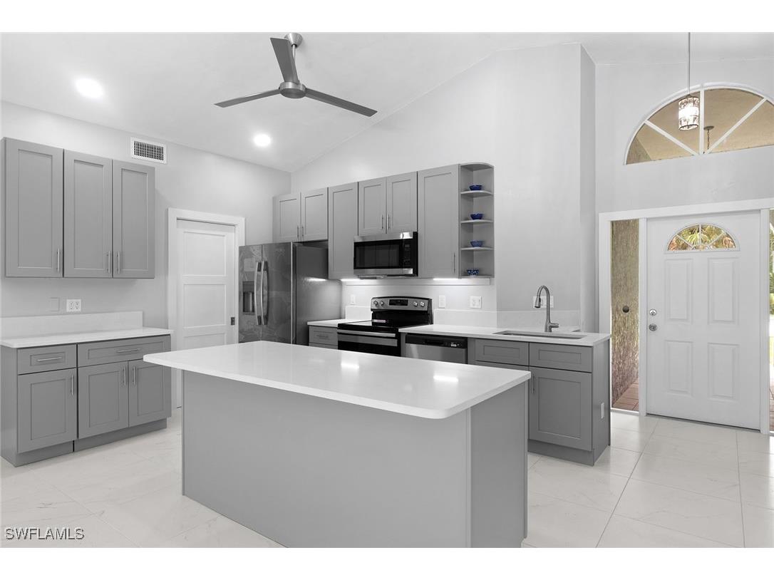 530 22nd Avenue NW Naples FL 34120 225060421 image4