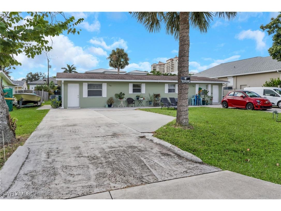 530 92nd Avenue N Naples FL 34108 225075056 image1