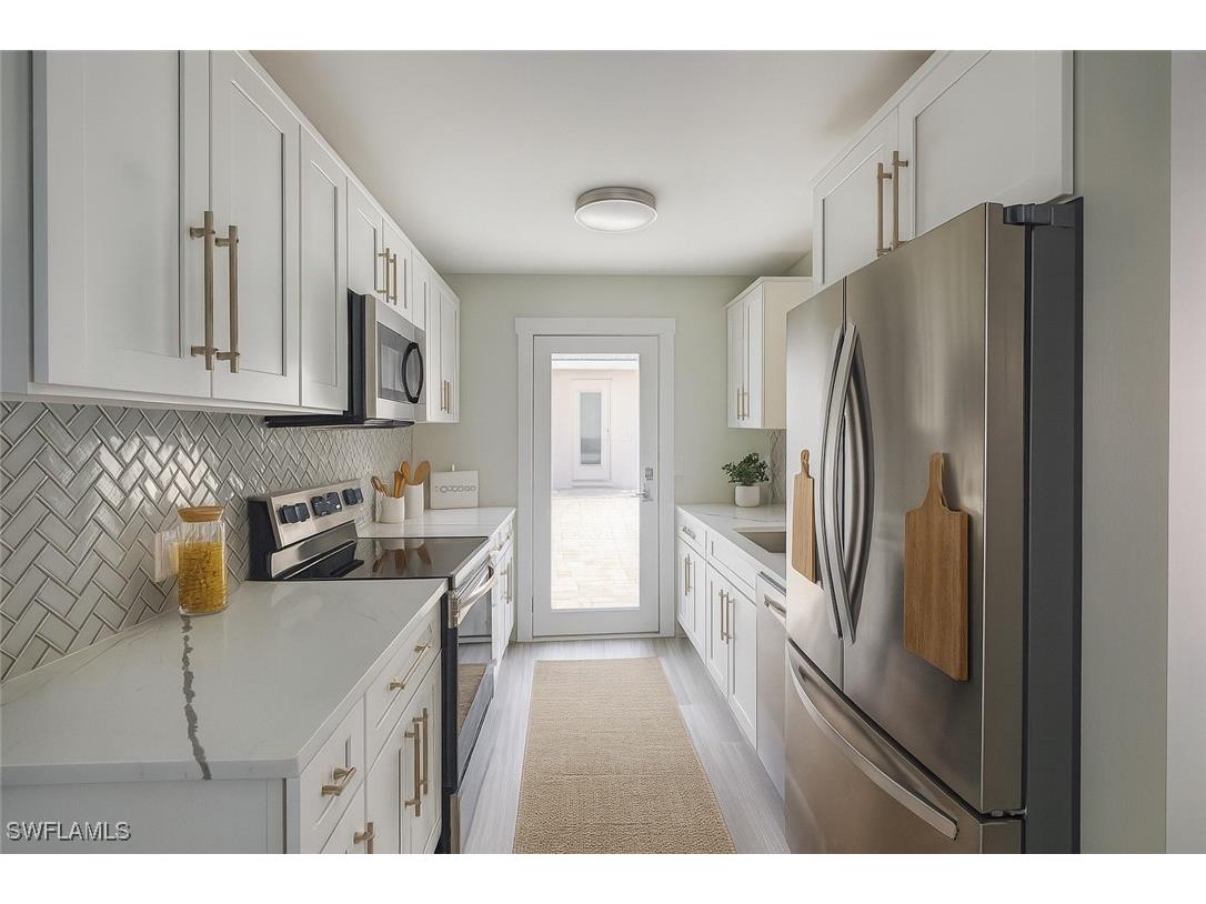 530 Broad Avenue S #530 Naples FL 34102 225041439 image4