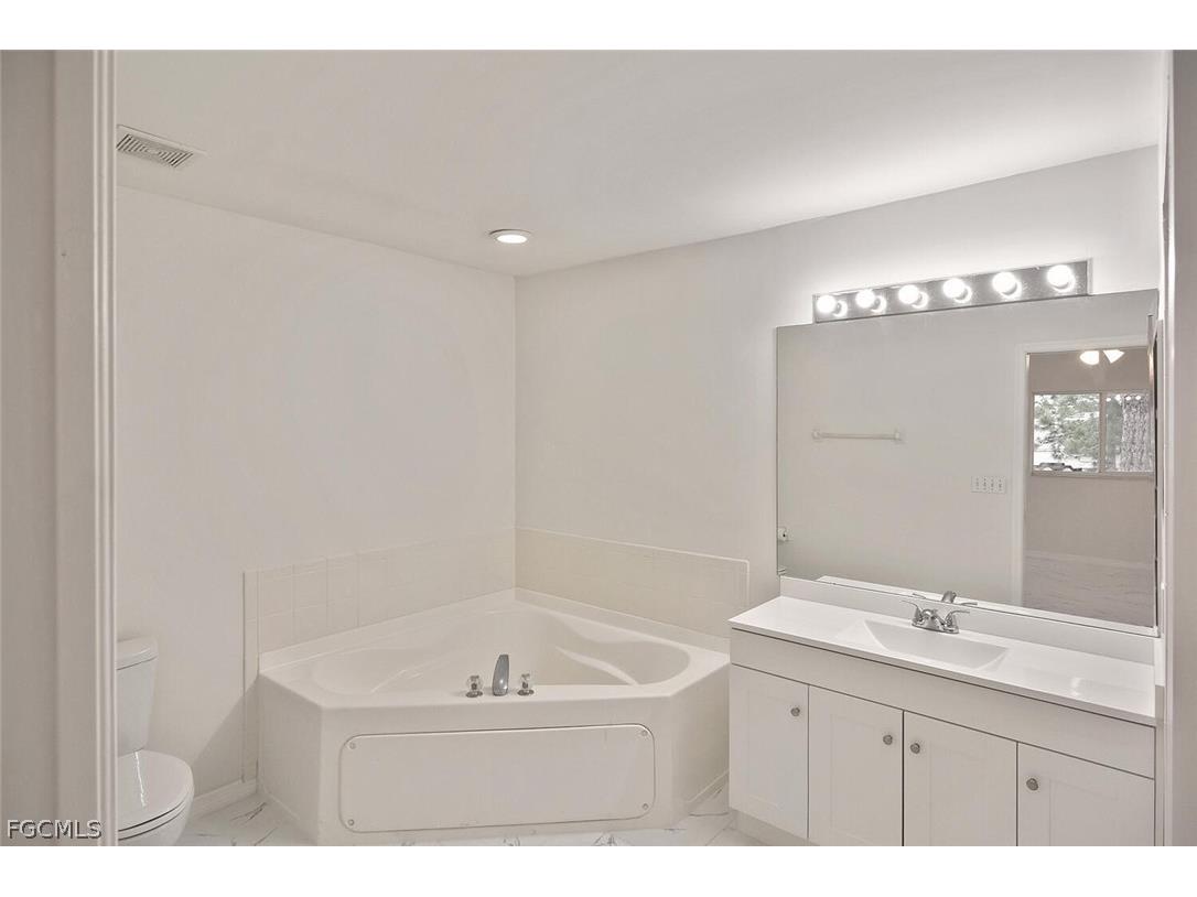 530 Peerless Circle Lehigh Acres FL 33974 2026011339 image26