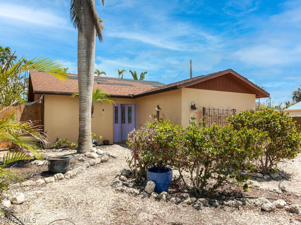 530 Piedmont Road Sanibel FL 33957 223028832 image1