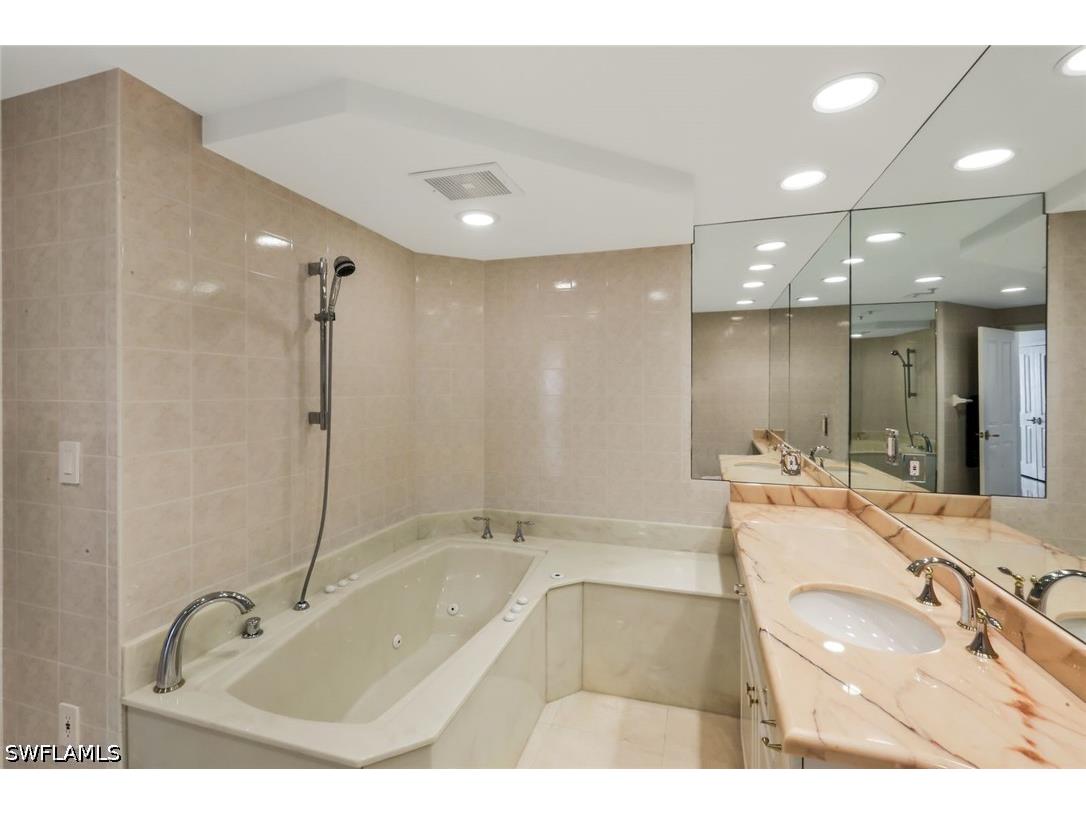 530 S Collier Boulevard #1002 Marco Island FL 34145 226014503 image21