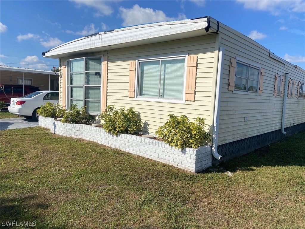 530 Sun Up Street North Fort Myers FL 33917 223016059 image1