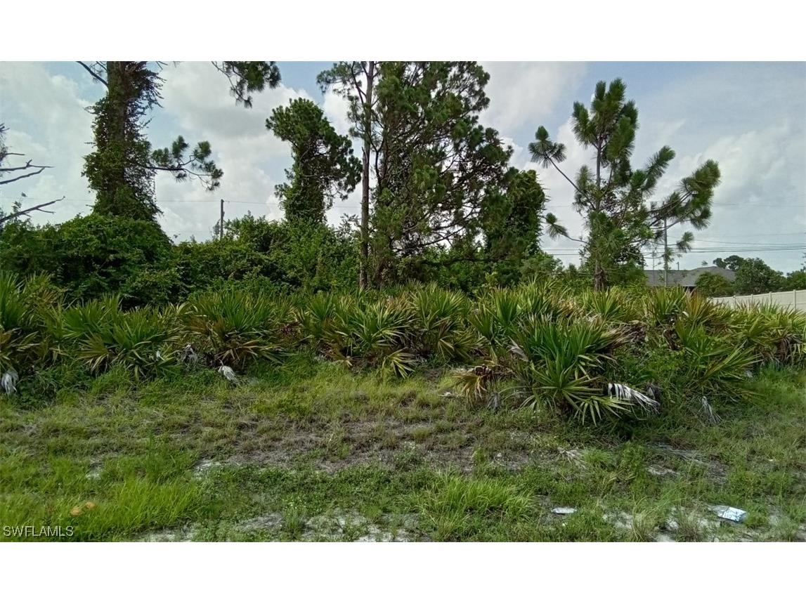 5300 6th Street W Lehigh Acres FL 33971 223055853 image1