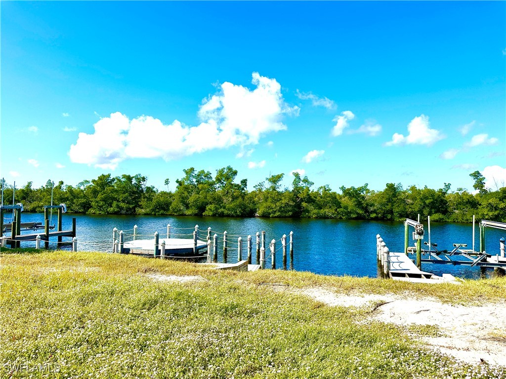 5300 SW 28th Place Cape Coral FL 33914 225077825 image1