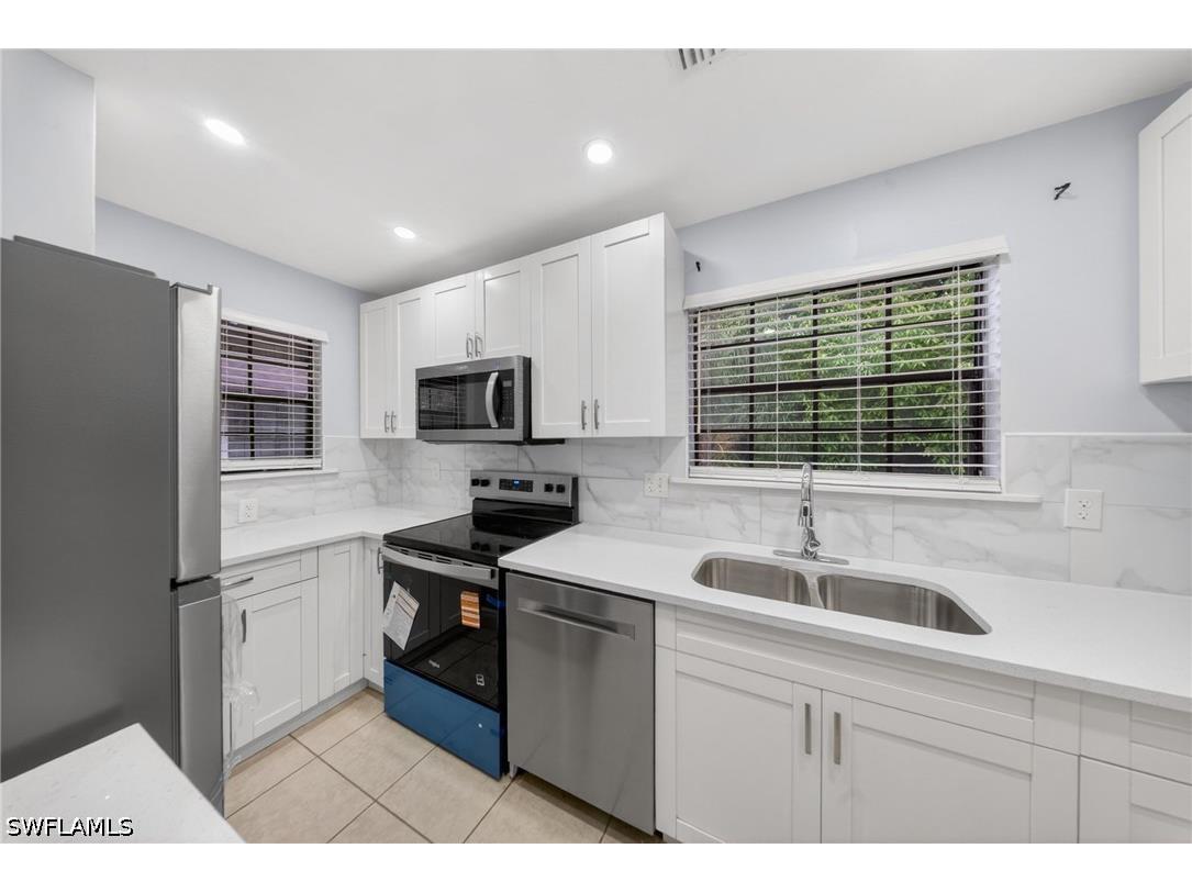 5300 Treetops Drive #I206 Naples FL 34113 226016728 image4