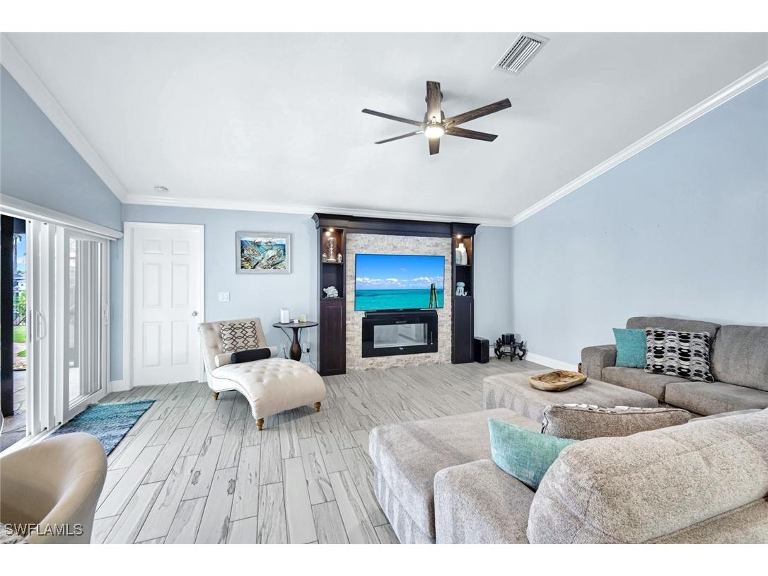 5301 Chiquita Boulevard S Cape Coral FL 33914 225032389 image11
