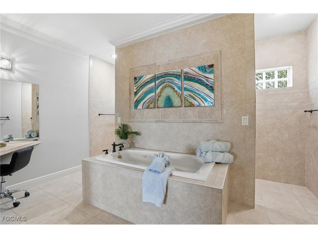 5301 SW 27th Avenue Cape Coral FL 33914 2025019314 image12