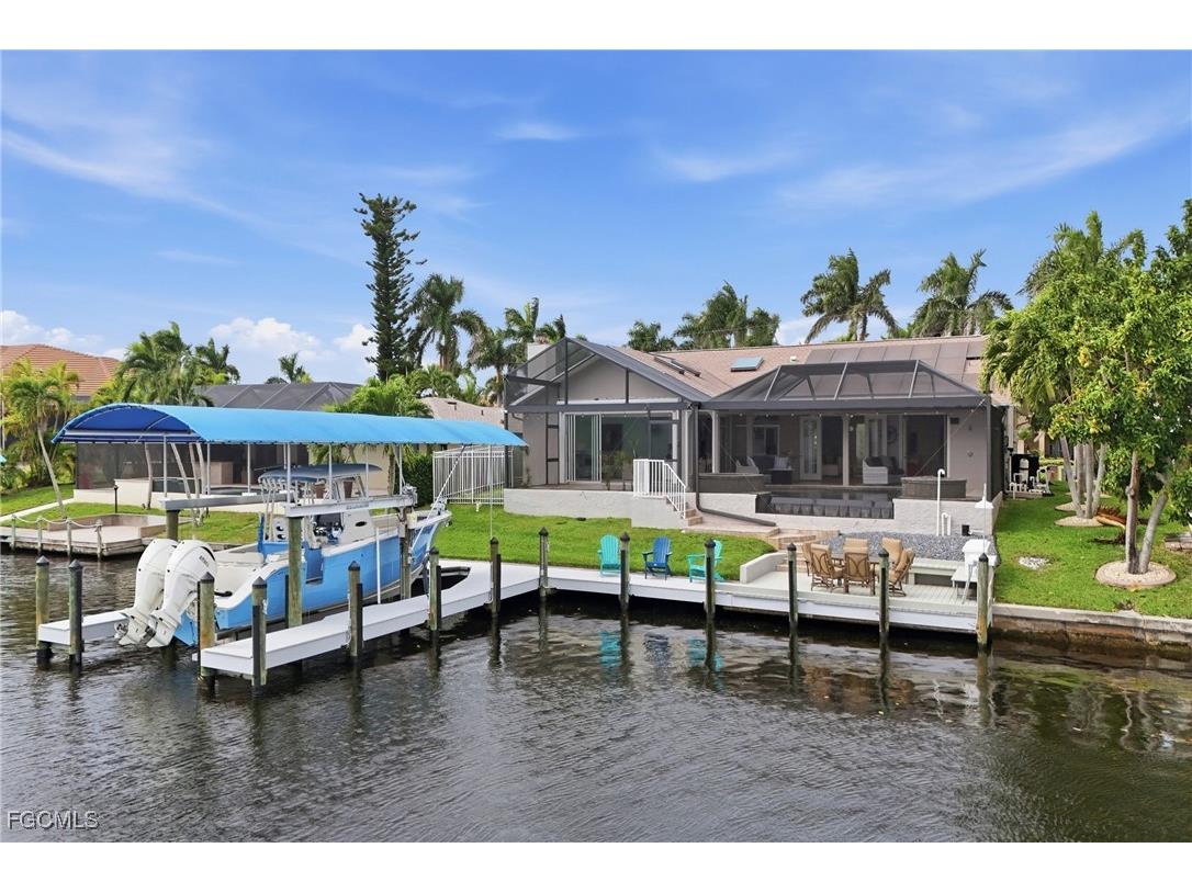 5301 SW 27th Avenue Cape Coral FL 33914 2025019314 image5