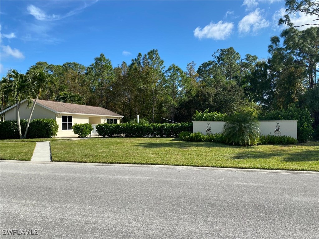 5301 Whitten Drive #81 Naples FL 34104 226006006 image2