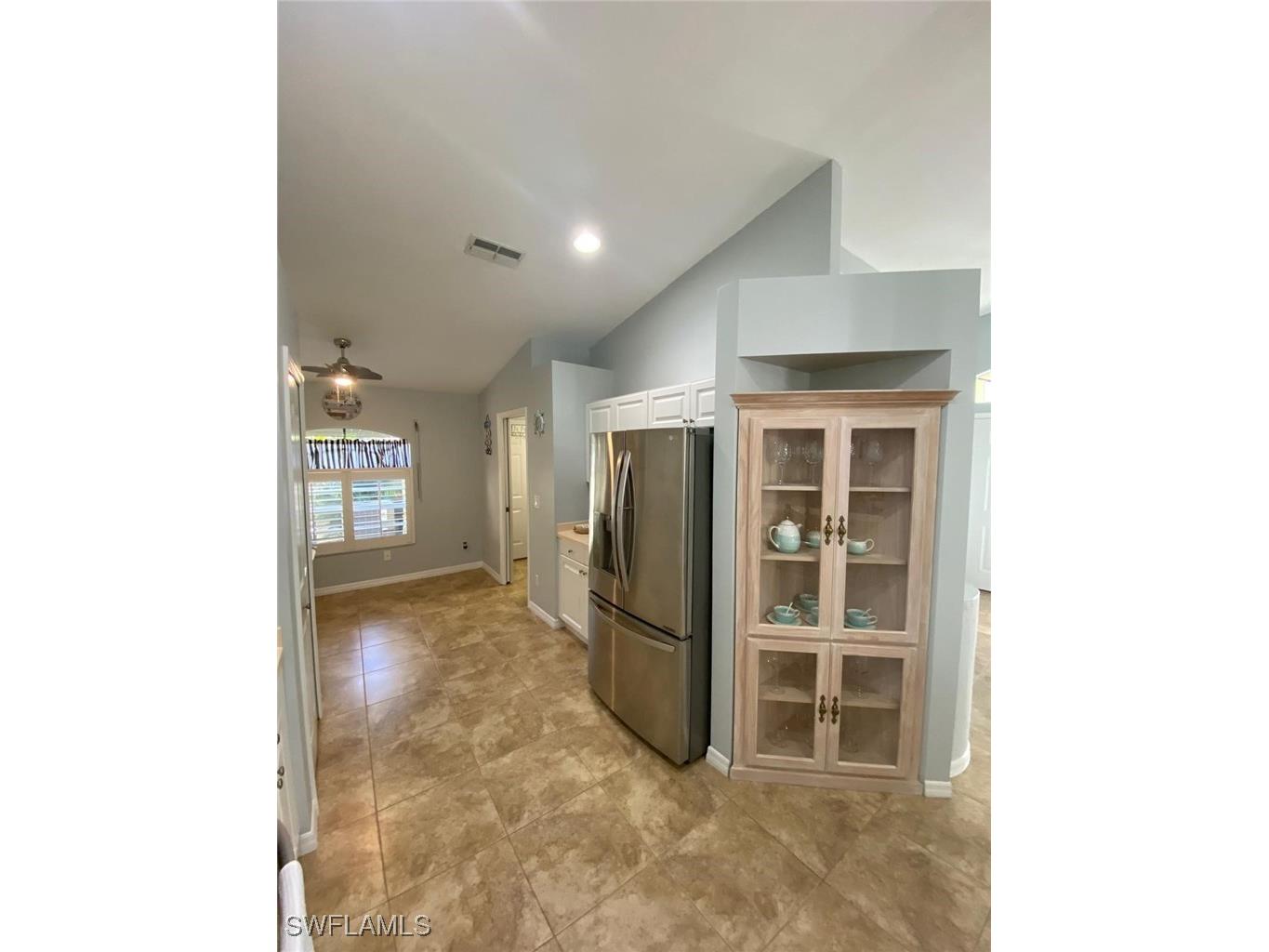 5301 Whitten Drive #81 Naples FL 34104 226006006 image8