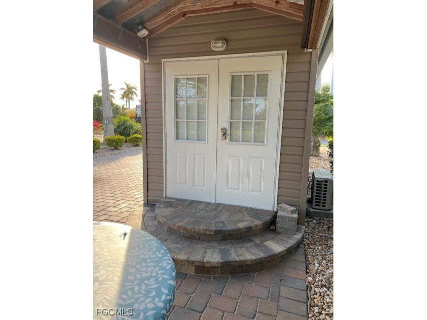 5302 Cypress Trail Resort Circle Fort Myers FL 33905 2026002339 image14