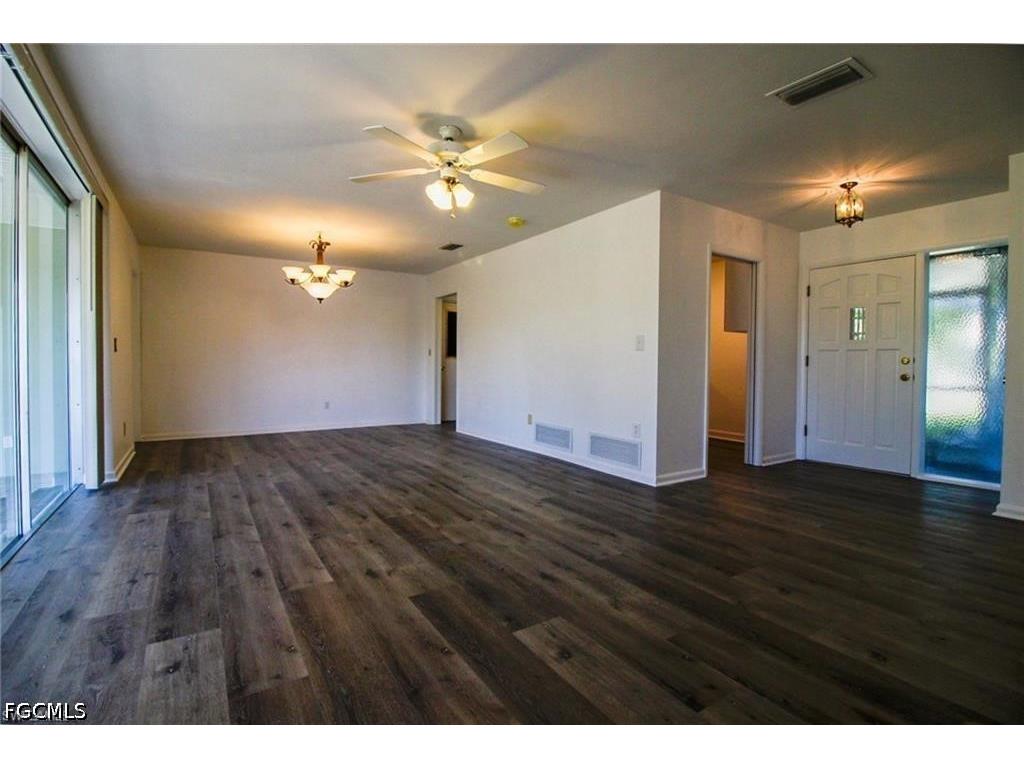 5302 Malibu Court Cape Coral FL 33904 2026028641 image3