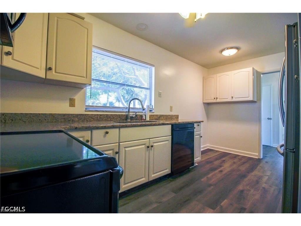 5302 Malibu Court Cape Coral FL 33904 2026028641 image7