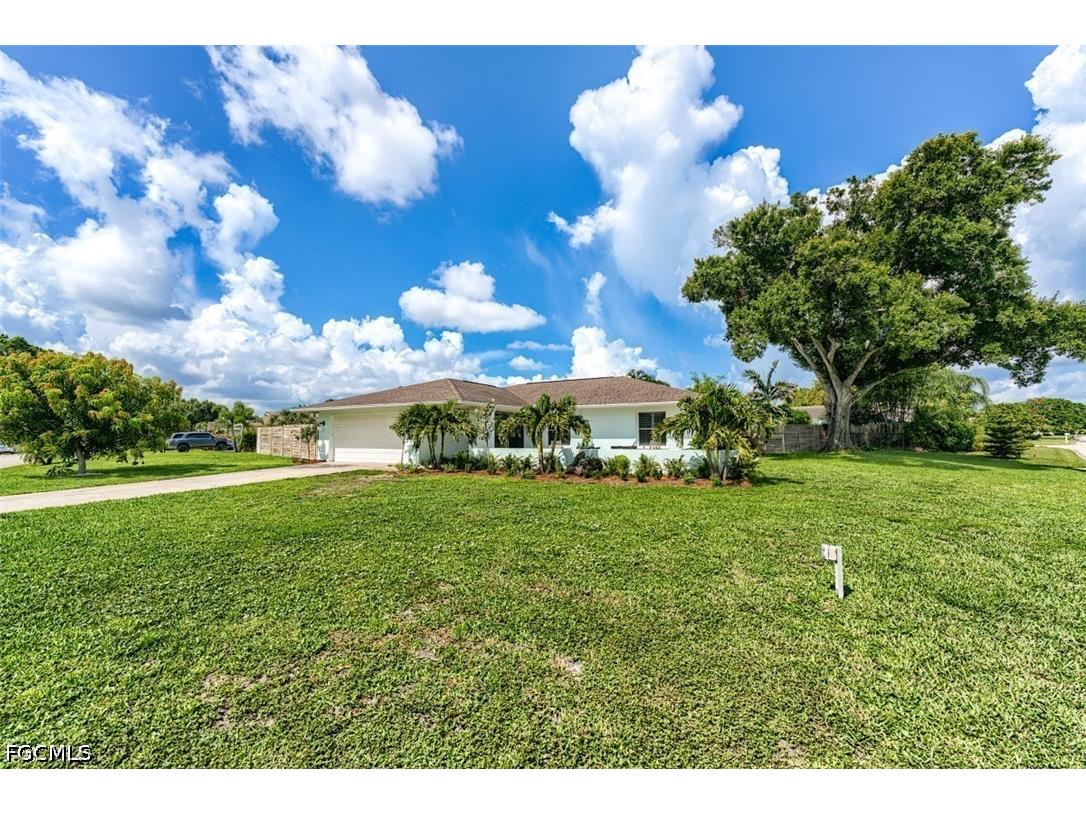 5302 Shalley Circle E Fort Myers FL 33919 2026029288 image30