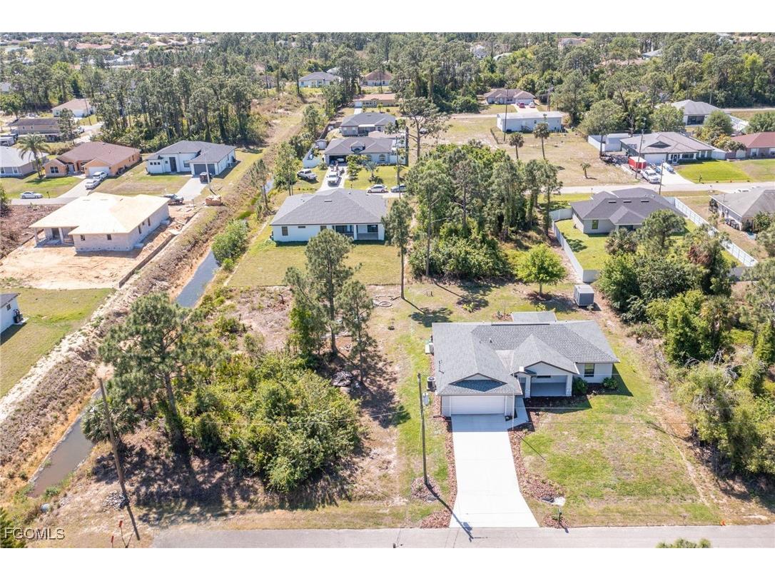 5303 4th Street W Lehigh Acres FL 33971 2025008361 image1
