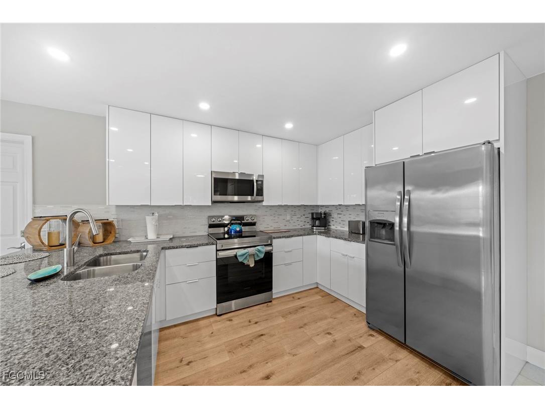 5303 SW 26th Court Cape Coral FL 33914 2025016635 image11